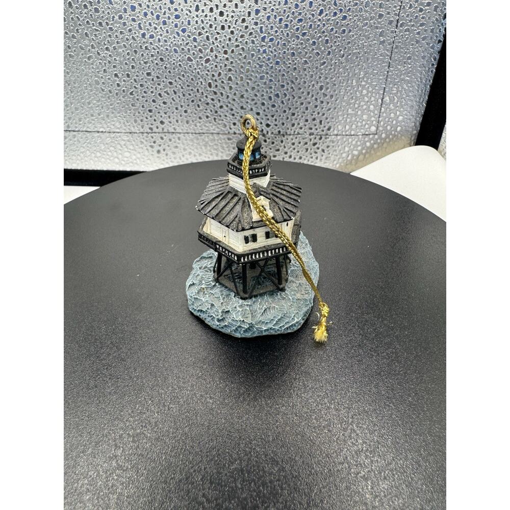 Harbour Lights Middle Bay Alabama Ornament 1998 Lighthouse Sailboat - Picture 5 of 6